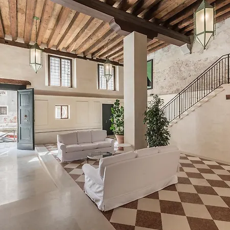 Sensale Design With Canal View Appartamento *