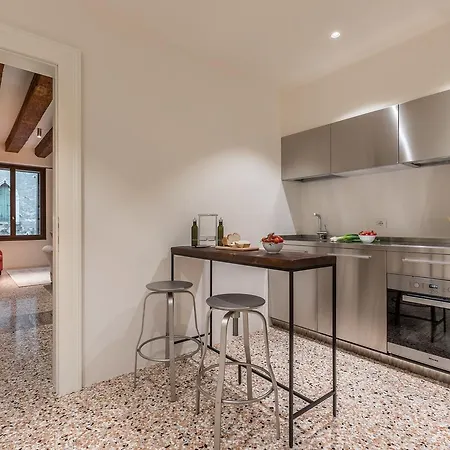 Appartamento Sensale Design With Canal View *